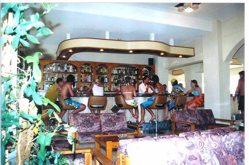 Zephyros Hotel.